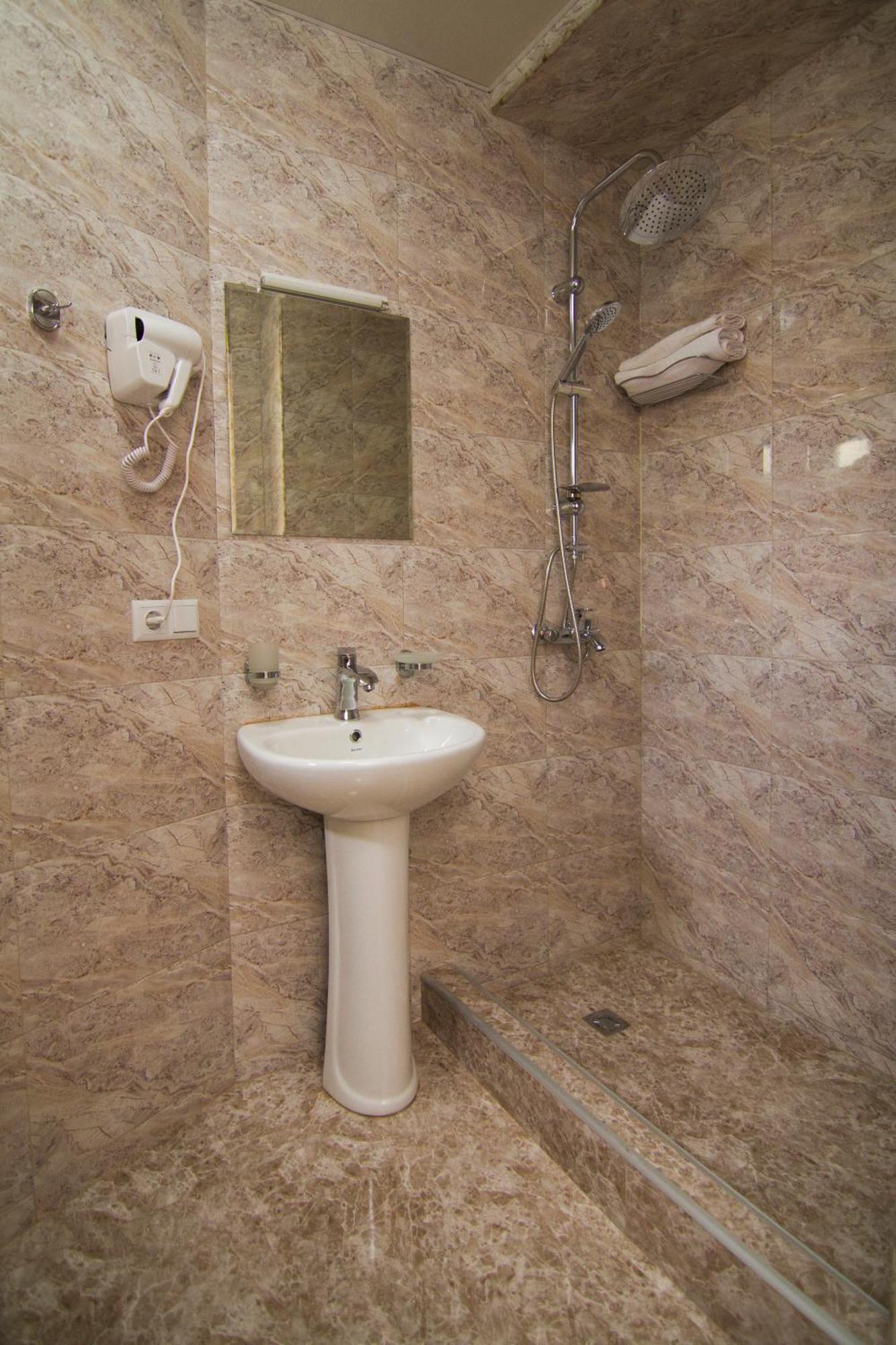 Hotel Care Inn Τυφλίδα Εξωτερικό φωτογραφία
