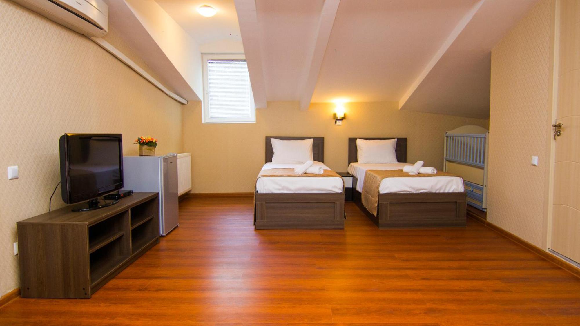 Hotel Care Inn Τυφλίδα Εξωτερικό φωτογραφία