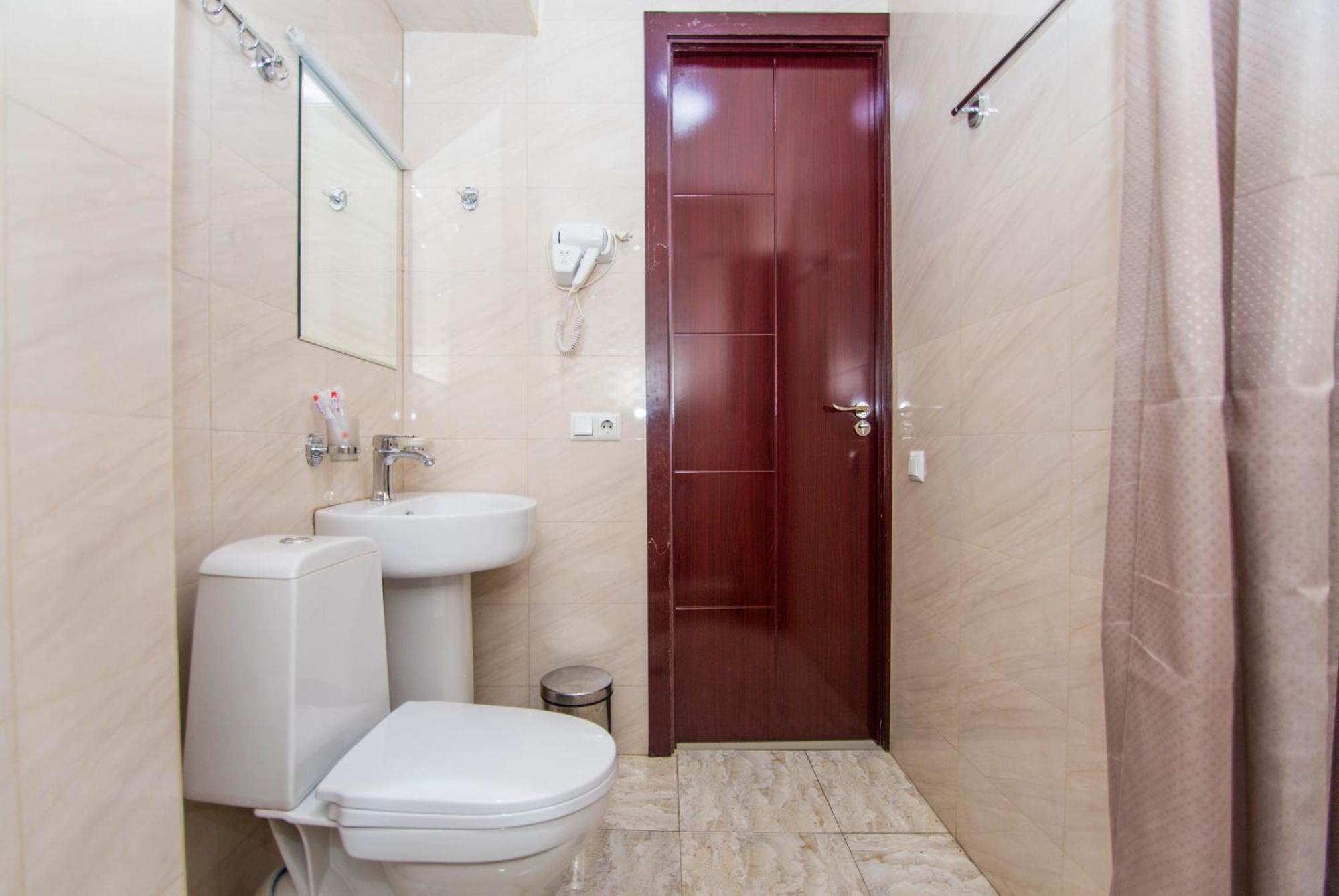 Hotel Care Inn Τυφλίδα Εξωτερικό φωτογραφία